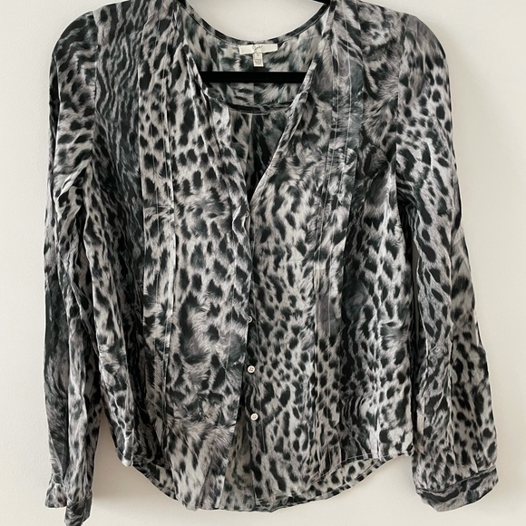 JOIE Animal Print Blouse Size Small - Picture 8 of 8